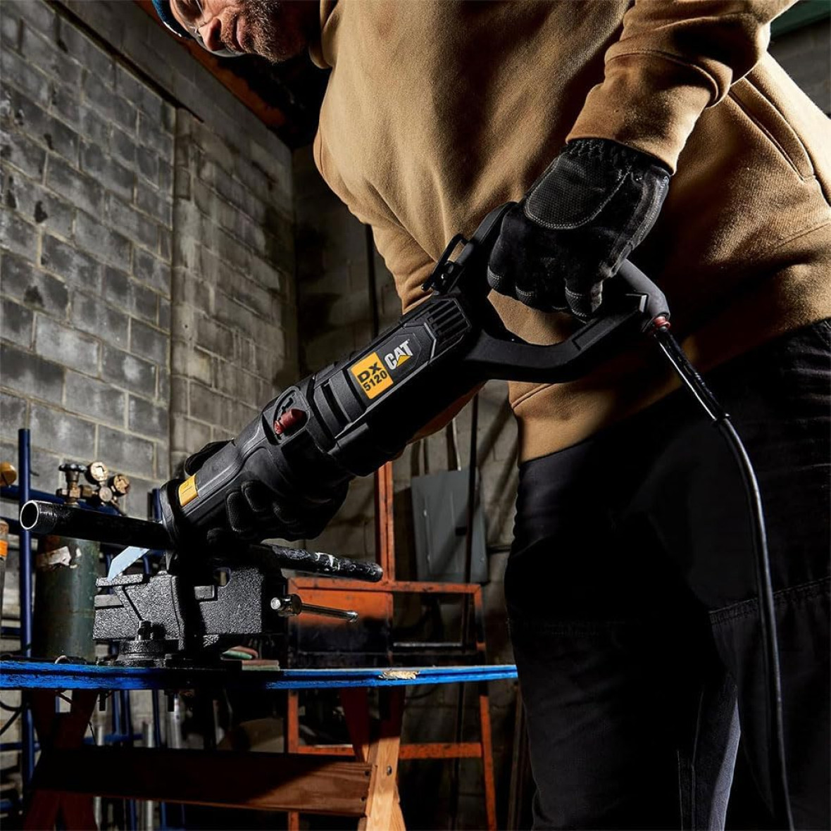 Точный срез благодаря высокой мощности 1200 Вт